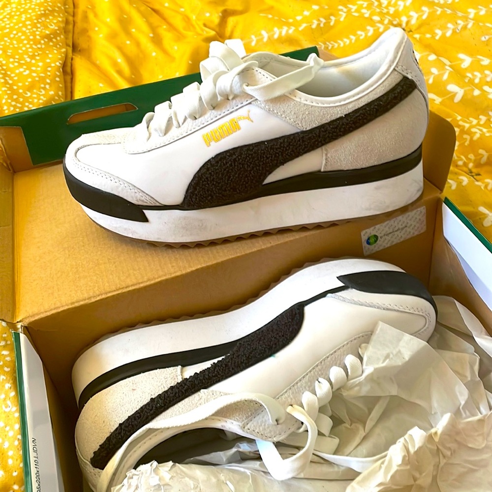 Puma sneakers